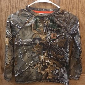 Boys carhartt size 6 camouflage long sleeve shirt